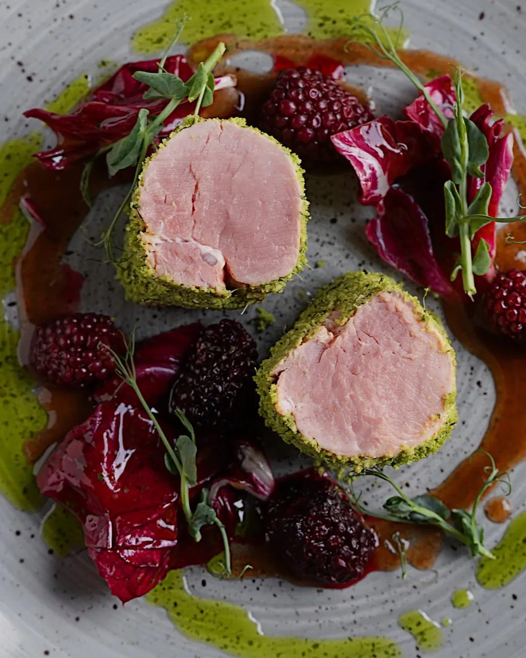Une assiette dressée, prise en photo par le restaurant (photo d'illustration)